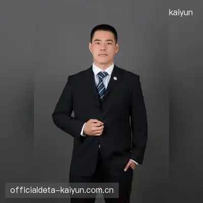 程茜
